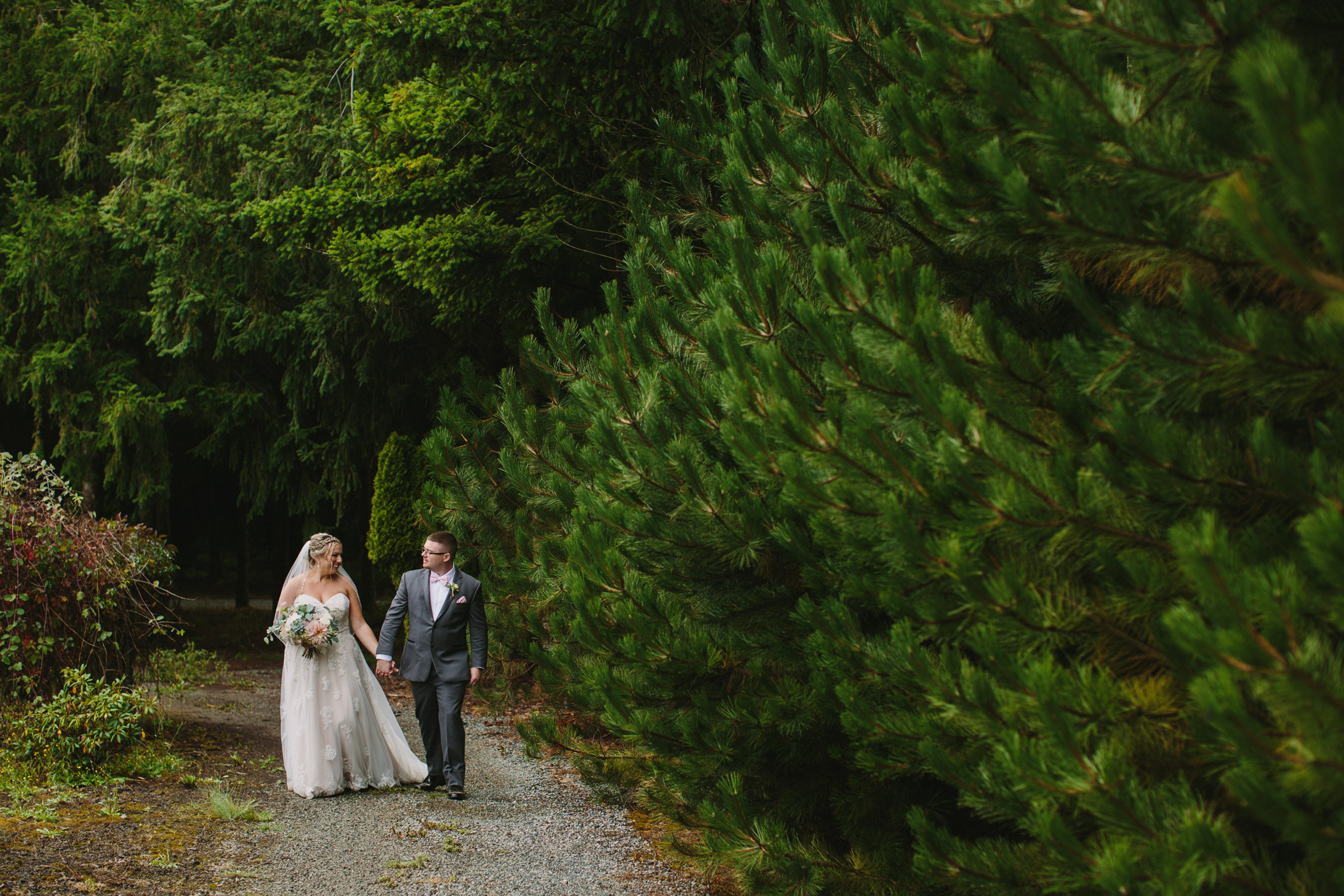 Bride and Groom at Glasshouse Estate Winery